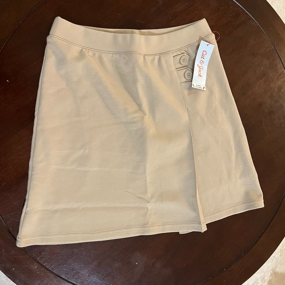 GIRLS KHAKI SCHOOL SKORT